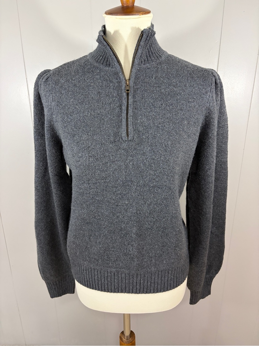 Universal Thread Charcoal Gray Half-Zip Sweater